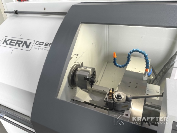 Torno autoaprendizaje DMT KERN CD 282 para procesos de mecanizado 20689-993