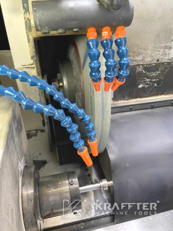 Mecanizado de precisión con Rectificadora cilindrica CNC OKUMA GP-26T II 20690-023 de segunda mano.