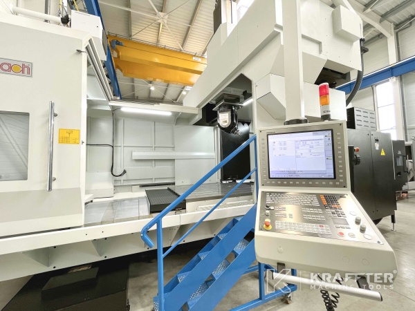 EUMACH DVM 2021 90082 Máquina de doble columna para el sector aeroespacial y de la construcción