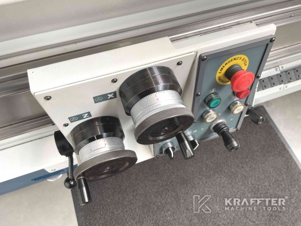 Placa de características Torno autoaprendizaje ROMI M 510 en KRAFFTER Machine Tools 90065