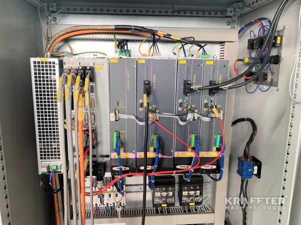 Torno autoaprendizaje para metal y mecánica de precisión DMT KERN Status 20689-933