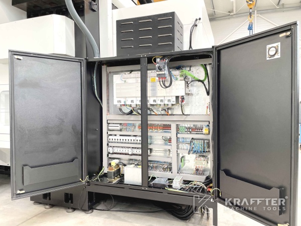 Armario eléctrico Centro de mecanizado EUMACH DVM 2021 90082