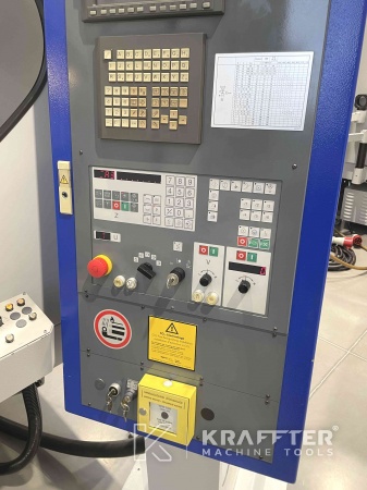 Control numerico FANUC 16i en maquina herramienta HAUSER S 35 - 400 20690-043