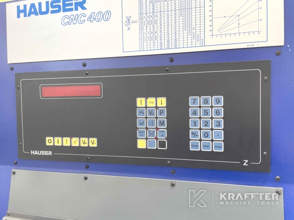 Control numerico FANUC Series O-M en maquina herramienta HAUSER S35-400 90064