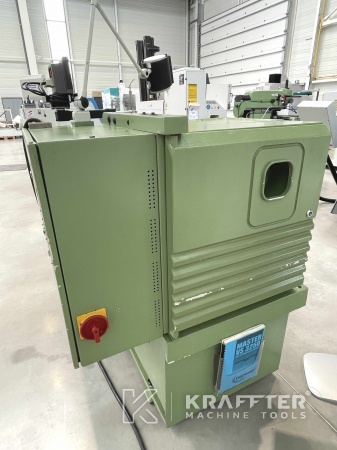 Maquinaria industrial para torneado Torno convencional COLCHESTER MASTER VS 3250 20690-022