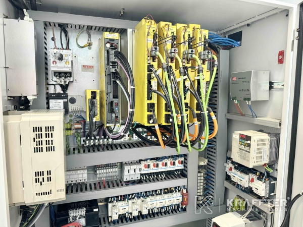 Armario eléctrico Rectificadora cilindrica CNC JONES & SHIPMAN Ultramat 650 Easy-B 90120