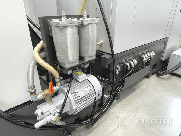 Torno CNC para metal de segunda mano TSUGAMI M 50 SYE-III 4 ejes 20690-031