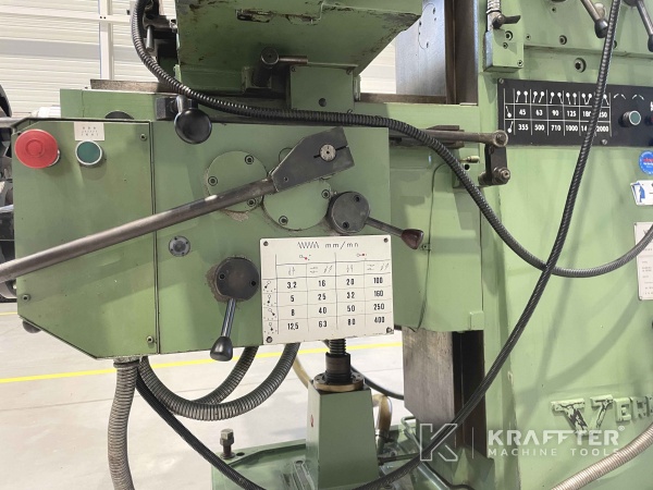 Fresadora convencional para metal de segunda mano VERNIER FV300E 3 ejes 20690-011