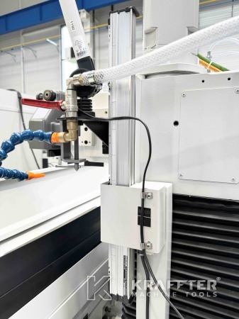 Venta de Rectificadora plana CNC JUNG JE 525 P 90091 Máquinas herramienta usadas - Kraffter