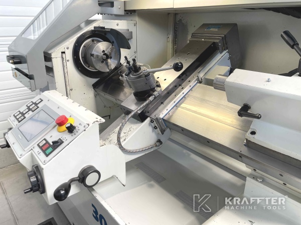 Torno de alta precisión de segunda mano GDW 300 CS 90069 Maquina herramienta