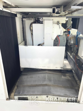 Rectificadora cilindrica CNC con asistencia numérica OKUMA GP-26T II 20690-023