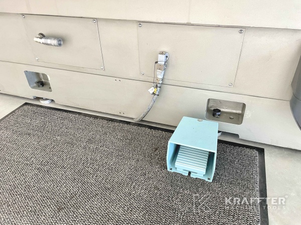 Rectificadora cilindrica CNC con control numérico GER C-1000 CNC 90088 Maquina herramienta usada