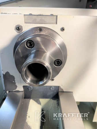 Torno de alta precisión SCHAUBLIN 125 R-TM disponible en KRAFFTER Machine Tools 20689-981