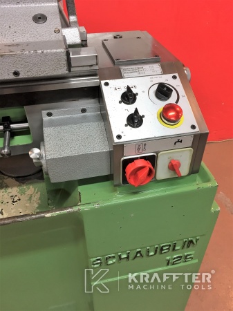 Torno convencional SCHAUBLIN 125 C 20689-897 Máquina herramienta de segunda mano