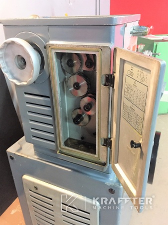Torno convencional SCHAUBLIN 135 20689-894, Kraffter vendedor de máquina herramienta