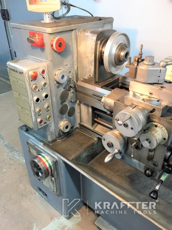 Torno de alta precisión SCHAUBLIN 160 disponible en KRAFFTER Machine Tools 20689-874