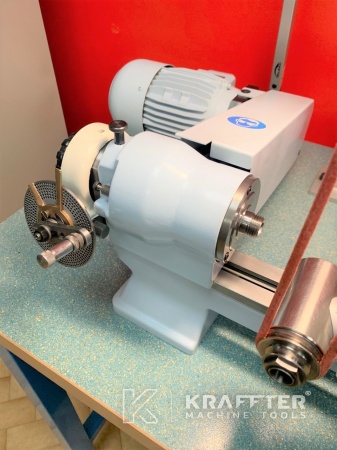 Torno de alta precisión de segunda mano SCHAUBLIN 70-CF 20689-949 Maquina herramienta