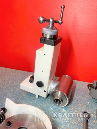 Compra y venta en todo el mundo de Torno convencional SCHAUBLIN 70-CF 20689-949