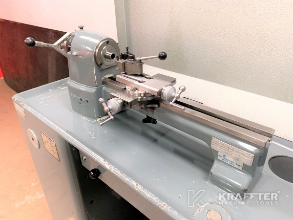Torno convencional SCHAUBLIN 70 para procesos de mecanizado 20689-929