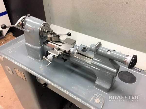 Torno de alta precisión SCHAUBLIN 70 disponible en KRAFFTER Machine Tools 20689-922