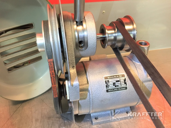 Torno de alta precisión SCHAUBLIN 70 disponible en KRAFFTER Machine Tools 20689-914