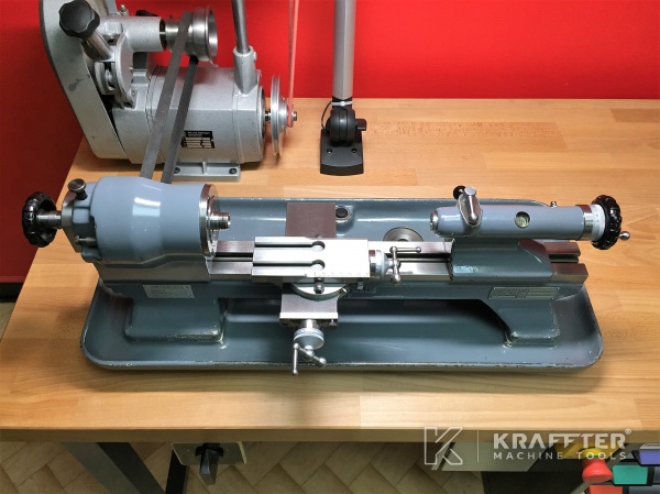Torno de alta precisión SCHAUBLIN 70 disponible en KRAFFTER Machine Tools 20689-919