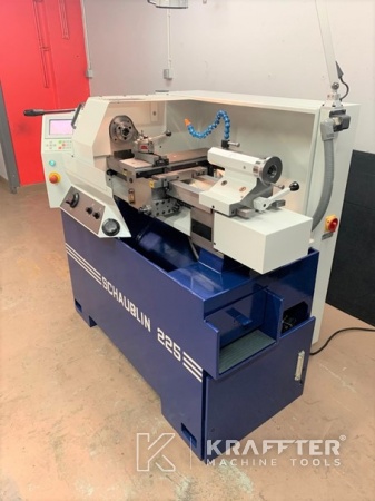 Torno de alta precisión SCHAUBLIN 225 disponible en KRAFFTER Machine Tools 20689-952