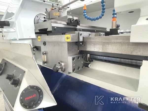Control numerico FANUC QuickTurn en maquina herramienta SCHAUBLIN 225 20690-007