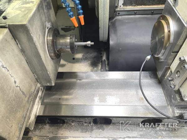 Rectificadora cilindrica CNC OKUMA GP-26T II para procesos de mecanizado 20690-023