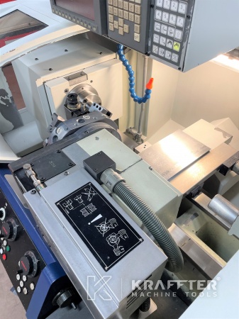 Control numerico FANUC 18i en maquina herramienta SCHAUBLIN 125 R-TM 20689-981