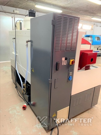 Torno de alta precisión de segunda mano SCHAUBLIN 180 CNC R-TM A2-5 20689-958 Maquina herramienta