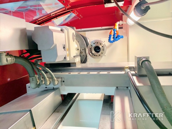 Torno de alta precisión SCHAUBLIN 180 R-TM A2-6 disponible en KRAFFTER Machine Tools 20689-946
