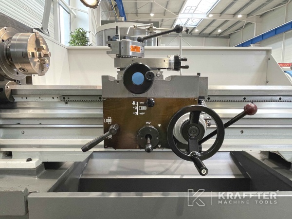 Torno convencional COLCHESTER MASTER VS 3250 para procesos de mecanizado 20690-006