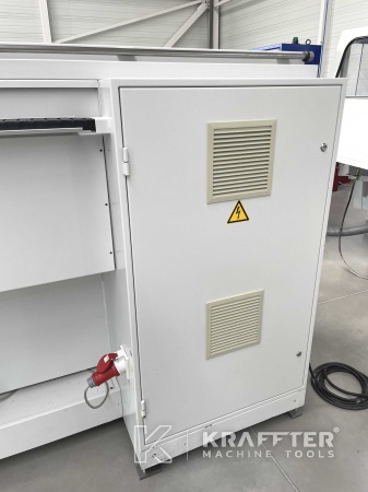 Torno autoaprendizaje para metal de segunda mano DMT KERN CD 282 2 ejes 20689-993