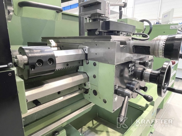 Mecanizado de precisión con Torno convencional COLCHESTER MASTER VS 3250 20690-022 de segunda mano.