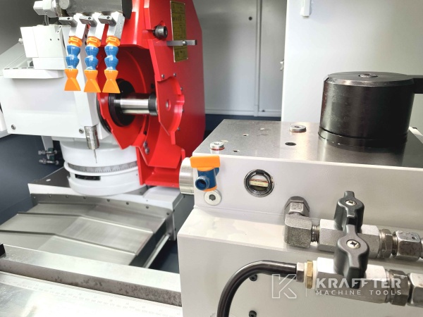 Compra y venta en todo el mundo de Rectificadora cilindrica CNC STUDER Favorit CNC 20690-016